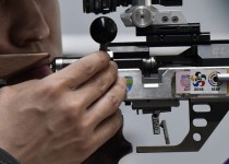 China Tambah Emas dari Menembak